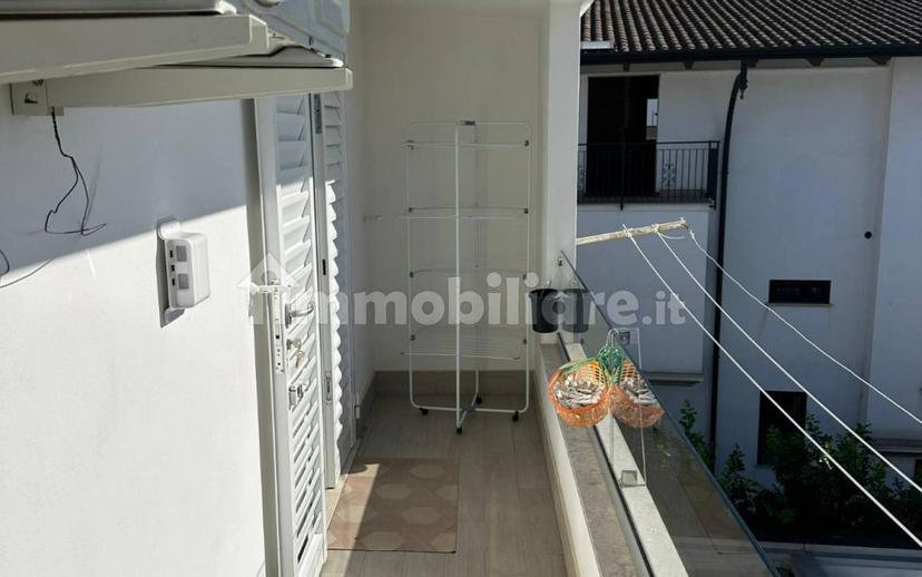 Villa bifamiliare via della Repubblica 54, Parete — foto 4 di 56