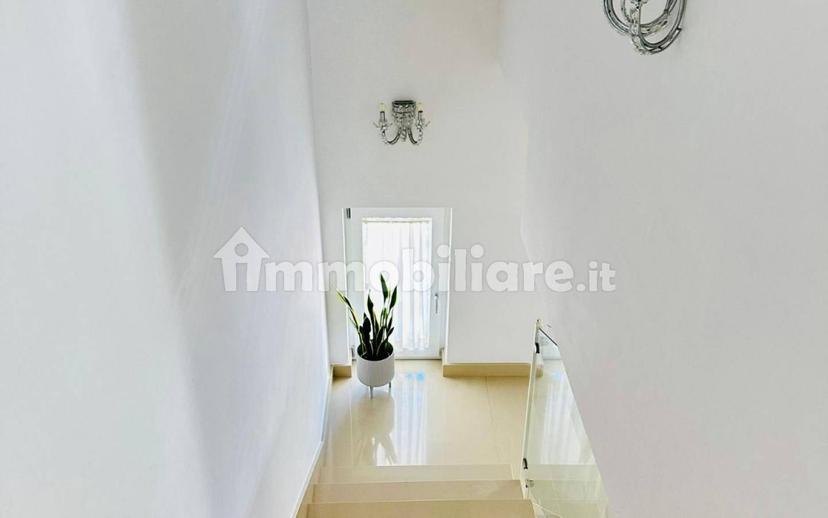 Villa bifamiliare via della Repubblica 54, Parete — foto 9 di 56