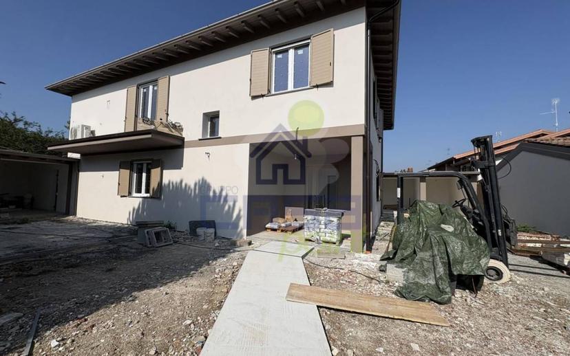 Trilocale via linda chiozza 16, San Daniele Po — foto 8 di 15
