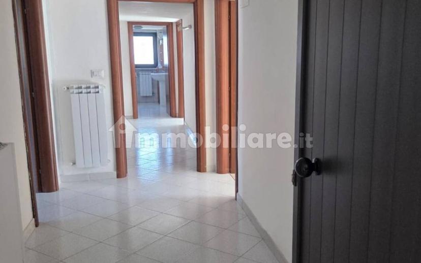 Stanza singola via Carlo Alberto Dalla Chiesa 26, Baronissi — foto 9 di 33
