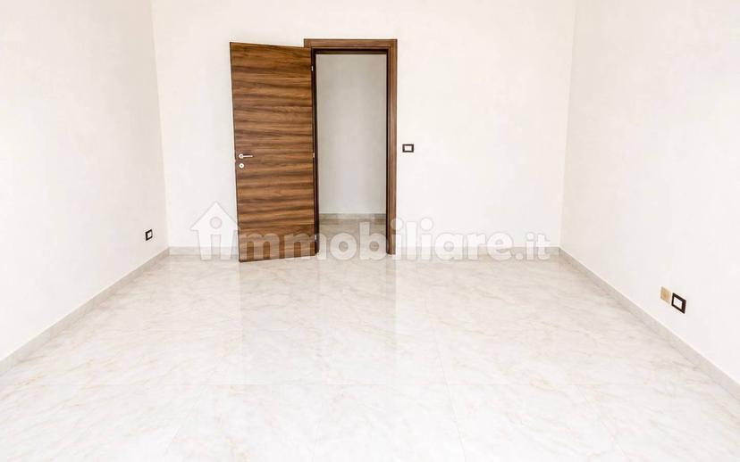 Appartamento via Massimo d'Azeglio, Centro, Giarre — foto 3 di 14