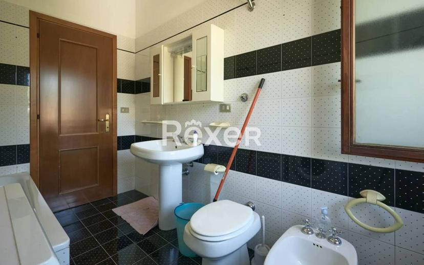 Villa unifamiliare via del Salice, 7, Paganica - Tempera, L'Aquila — foto 5 di 42