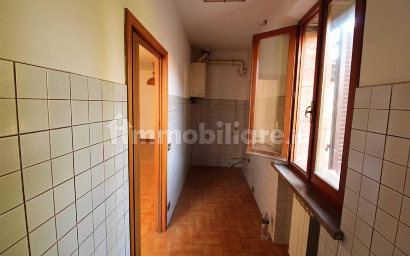 Appartamento buono stato, primo piano, Centro, Monteroni d'Arbia — foto 6 di 33