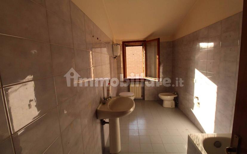 Appartamento buono stato, primo piano, Centro, Monteroni d'Arbia — foto 13 di 33