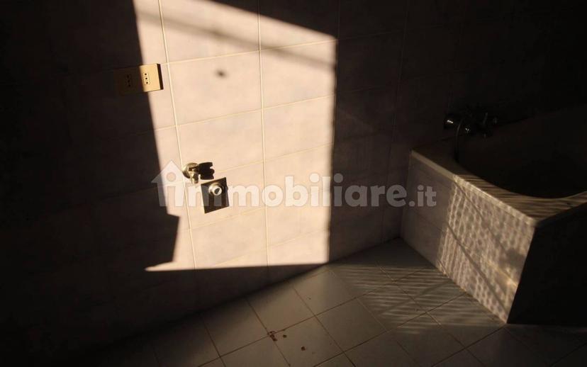 Appartamento buono stato, primo piano, Centro, Monteroni d'Arbia — foto 7 di 33