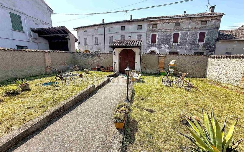 Terratetto unifamiliare 360 m², ottimo stato, San Martino dall'Argine — foto 22 di 43