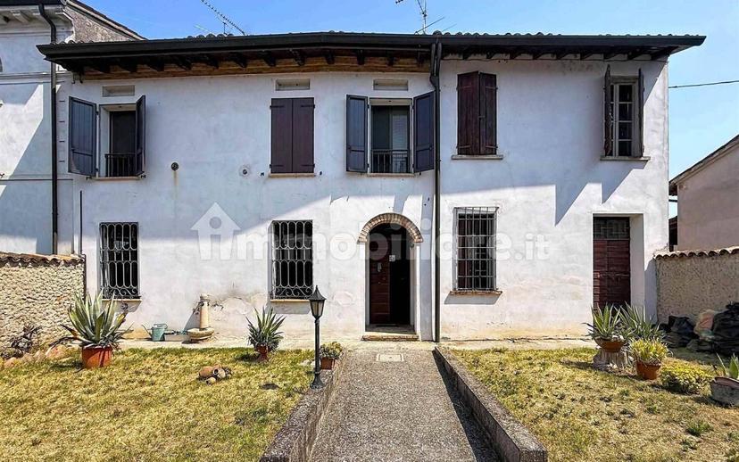 Terratetto unifamiliare 360 m², ottimo stato, San Martino dall'Argine — foto 15 di 43