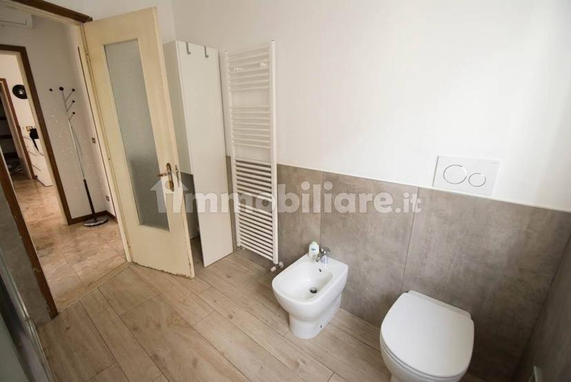 Trilocale buono stato, primo piano, Zona 2000, Piacenza — foto 6 di 17