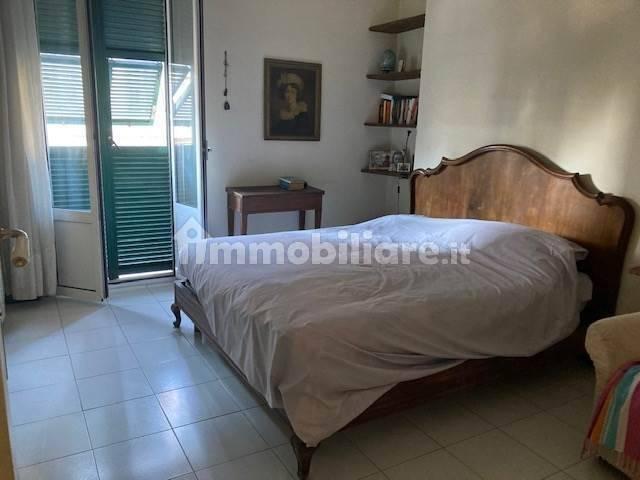 Villa unifamiliare, buono stato, 425 m², Centro Storico, Sant'Ampelio, Bordighera