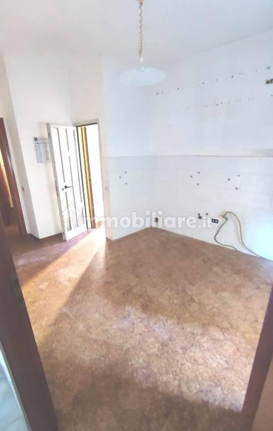 Terratetto unifamiliare 180 m², ottimo stato, Canneto Pavese — foto 2 di 21