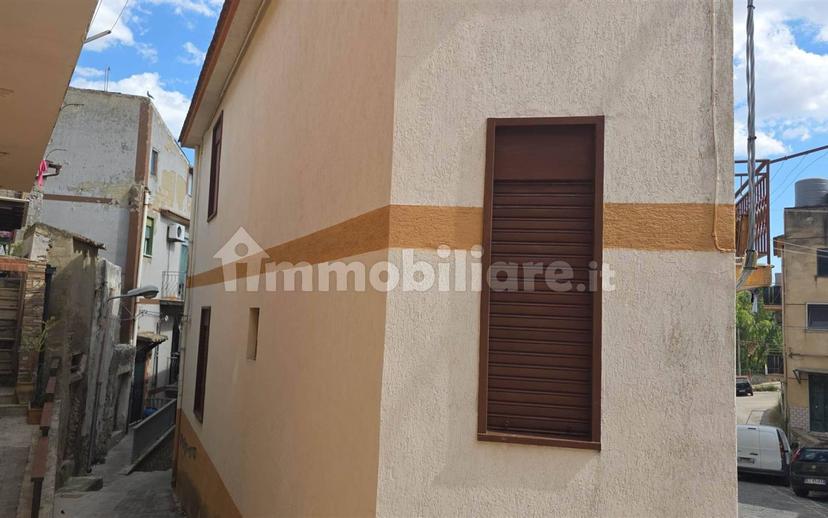 Terratetto unifamiliare via Santa Lucia, Centro, San Cataldo — foto 12 di 16