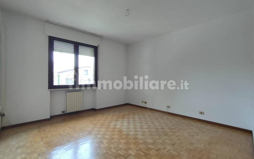 Quadrilocale buono stato, secondo piano, Ponte Crencano, Verona — foto 4 di 34