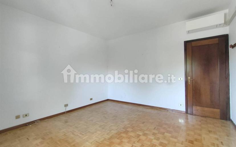 Quadrilocale buono stato, secondo piano, Ponte Crencano, Verona — foto 6 di 34