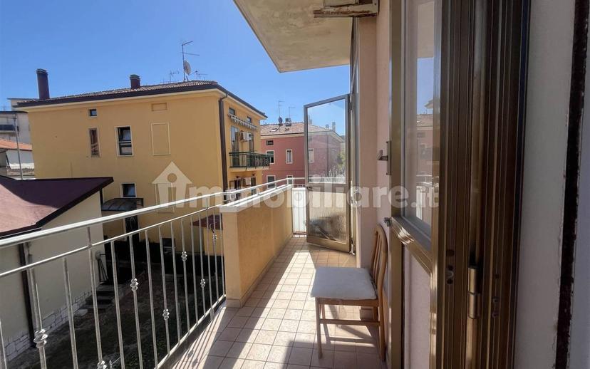 Appartamento buono stato, primo piano, Montegranaro - Loreto, Pesaro — foto 2 di 14