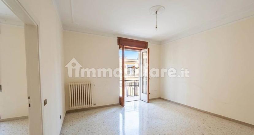 Appartamento buono stato, primo piano, Altamura — foto 3 di 8