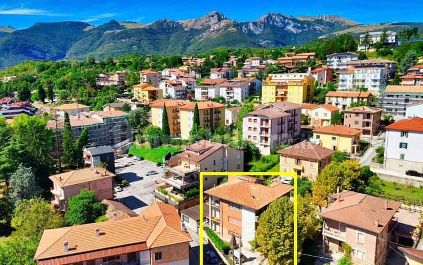 Appartamento via Santa Rita 3, Centro, Sarnano — foto 38 di 49