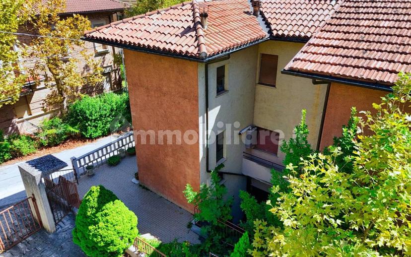 Appartamento via Santa Rita 3, Centro, Sarnano — foto 32 di 49