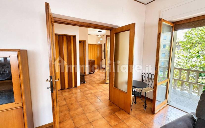 Appartamento via Santa Rita 3, Centro, Sarnano — foto 3 di 49
