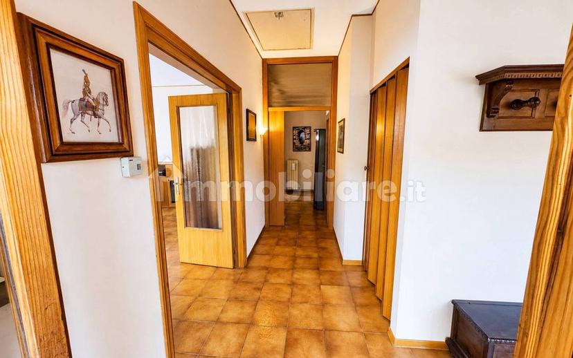 Appartamento via Santa Rita 3, Centro, Sarnano — foto 36 di 49