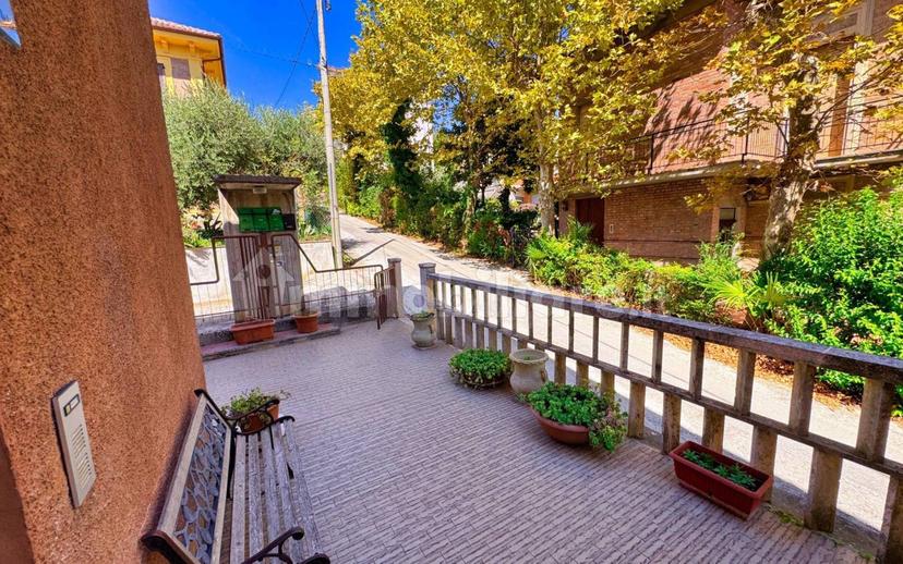 Appartamento via Santa Rita 3, Centro, Sarnano — foto 16 di 49