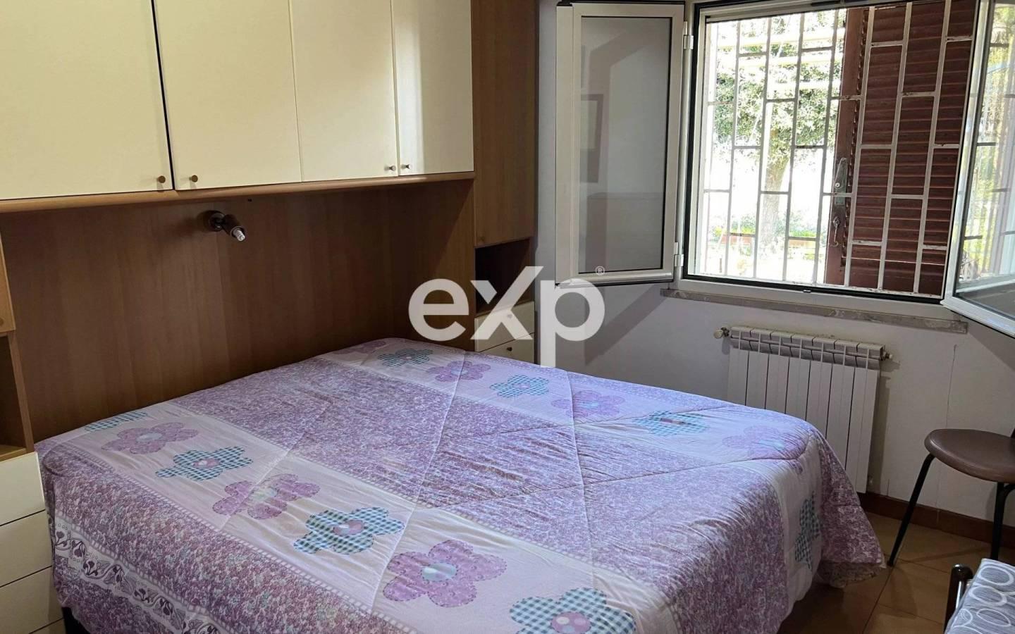 Terratetto unifamiliare 169 m², da ristrutturare, Litoranea Terracina - San Felice, Terracina
