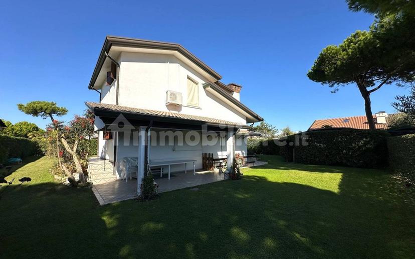 Villa unifamiliare via Nona Est, Isola Albarella, Rosolina — foto 14 di 62