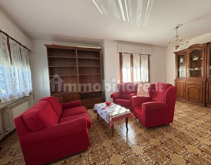 Villa plurifamiliare viale Luigi Cadorna 55, Centro, Portogruaro — foto 4 di 14