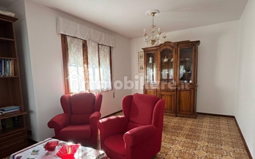 Villa plurifamiliare viale Luigi Cadorna 55, Centro, Portogruaro — foto 5 di 14