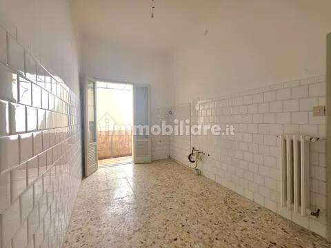 Trilocale via Cristoforo Colombo, 34, Grottaglie — foto 14 di 27