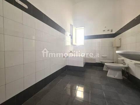Trilocale via Cristoforo Colombo, 34, Grottaglie — foto 6 di 27