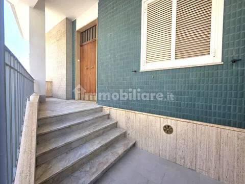 Trilocale via Cristoforo Colombo, 34, Grottaglie — foto 3 di 27