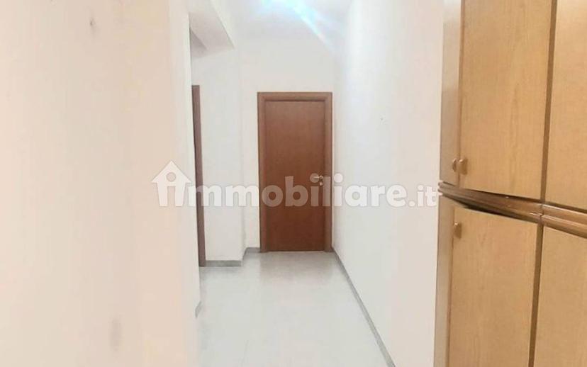 Bilocale via Umberto Maddalena, Lazzate — foto 4 di 13