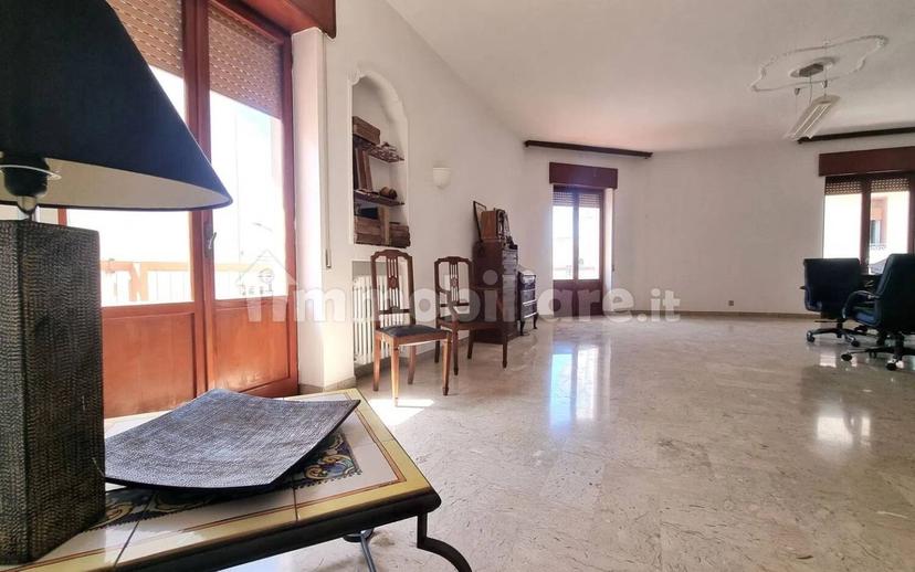 Appartamento via Umberto Giordano, 23, Grottaglie — foto 10 di 17
