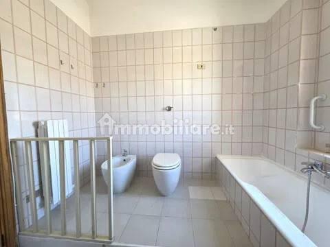 Quadrilocale via Bacone, 14, Grottaglie — foto 2 di 26