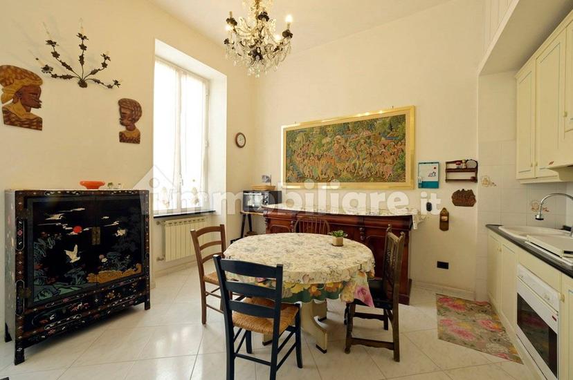 Quadrilocale via Vittorio Veneto 66, Centro, Alassio — foto 16 di 18