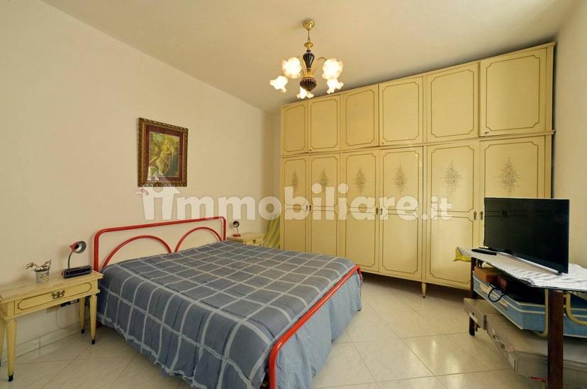 Quadrilocale via Vittorio Veneto 66, Centro, Alassio — foto 4 di 18