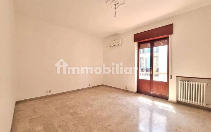 Appartamento via Umberto Giordano, 23, Grottaglie — foto 4 di 17