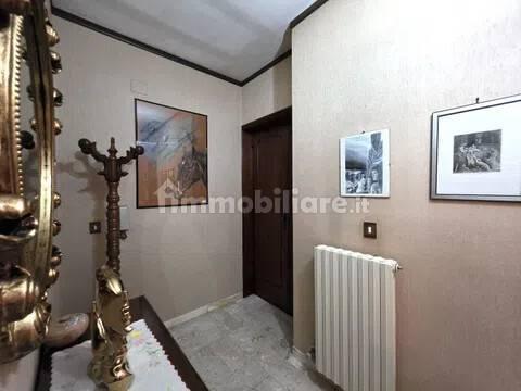 Quadrilocale via Umberto Giordano, 16, Grottaglie — foto 10 di 17
