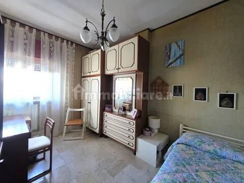 Quadrilocale via Umberto Giordano, 16, Grottaglie — foto 14 di 17