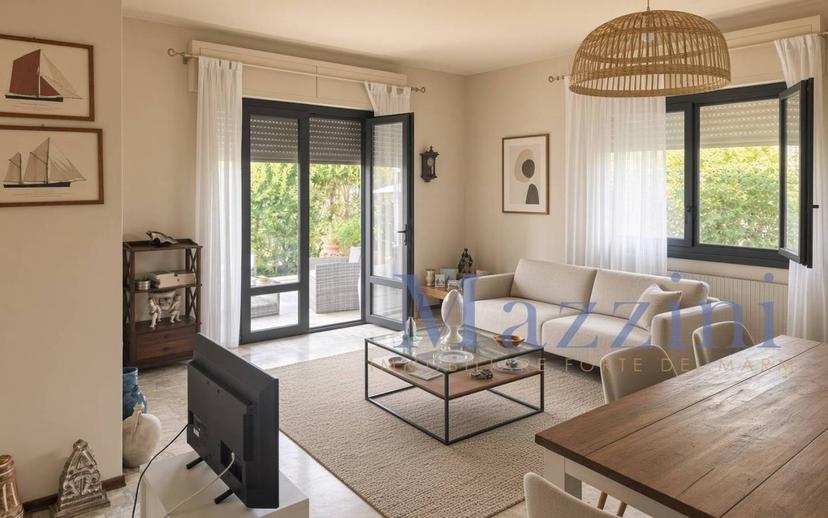 Villa unifamiliare via Quartieri, Centro, Forte dei Marmi — foto 3 di 10