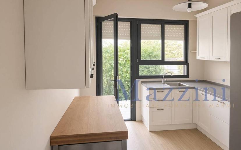 Villa unifamiliare via Quartieri, Centro, Forte dei Marmi — foto 2 di 10