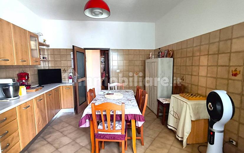 Trilocale via Giuseppe Di Vittorio, Capurso — foto 2 di 25