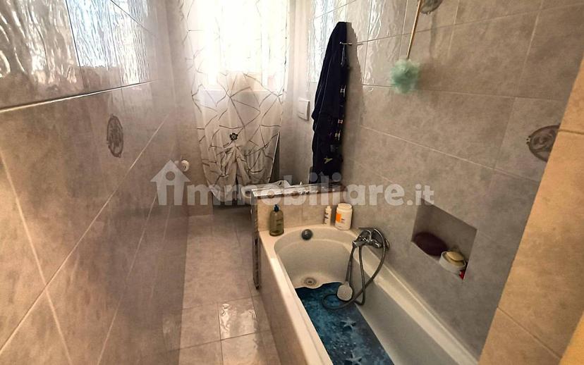 Trilocale via Giuseppe Di Vittorio, Capurso — foto 12 di 25
