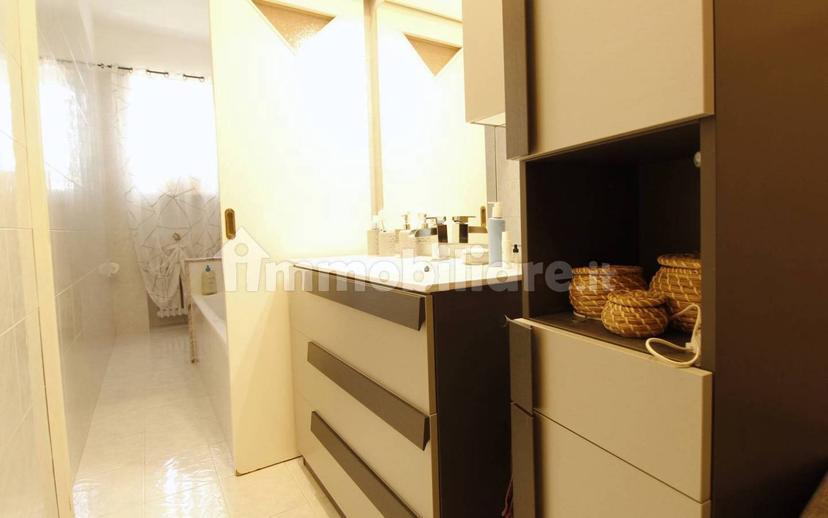 Trilocale via Giuseppe Di Vittorio, Capurso — foto 23 di 25