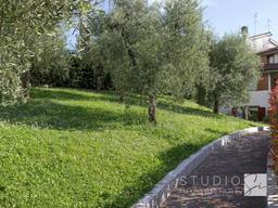 Villa unifamiliare via Romana, Centro, Serravalle Pistoiese