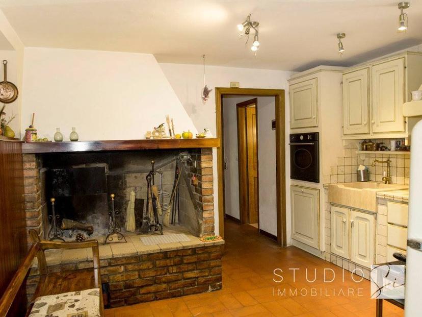 Villa unifamiliare via Romana, Centro, Serravalle Pistoiese — foto 7 di 14
