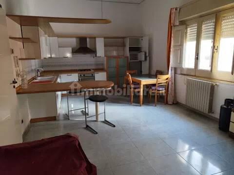 Trilocale via G. Di Modica, 65, Centro, Vittoria — foto 5 di 9