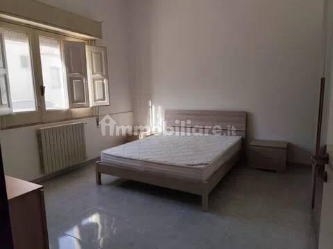 Trilocale via G. Di Modica, 65, Centro, Vittoria — foto 3 di 9