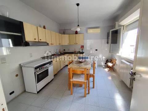 Quadrilocale via Xxv Aprile, Centro, Vittoria — foto 12 di 14