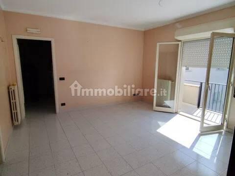 Quadrilocale via Xxv Aprile, Centro, Vittoria — foto 3 di 14